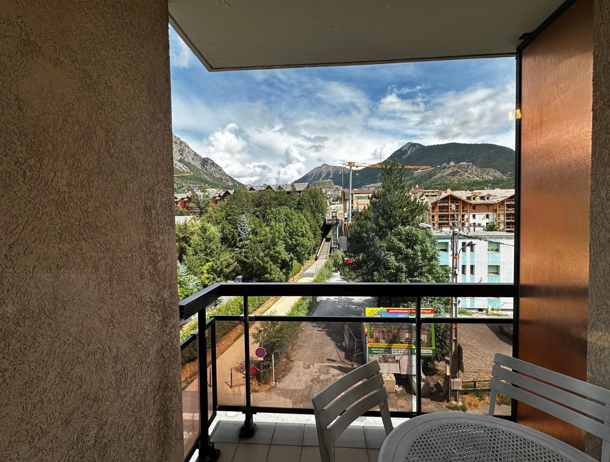 Appartement Centre Ville Pied De Piste Briancon 외부 사진